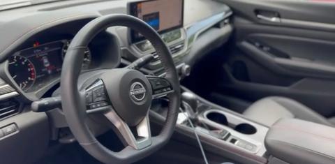 Nissan Altima 2024