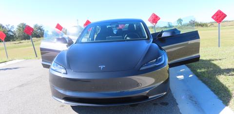 Tesla Model 3 2025