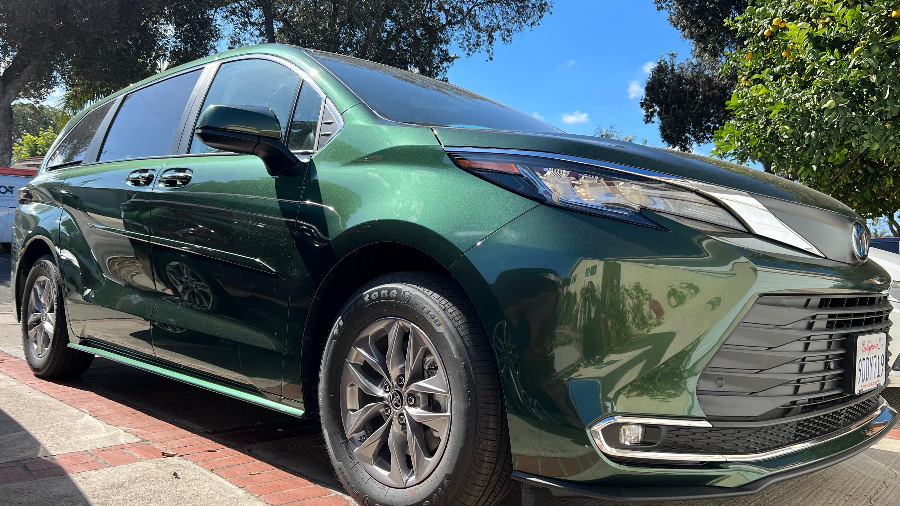 Toyota Sienna 2022 in Santa Ana, CA