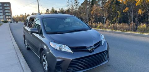 Toyota Sienna 2019
