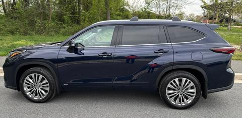 Toyota Highlander Hybrid 2026