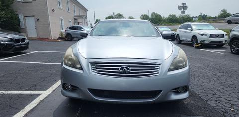 INFINITI G37 2011