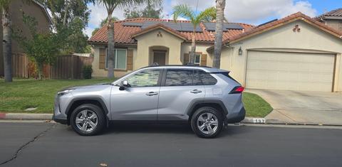 Toyota RAV4 Hybrid 2024