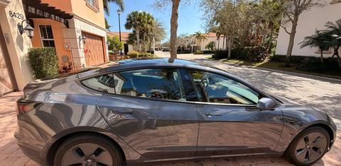 Tesla Model 3 2023