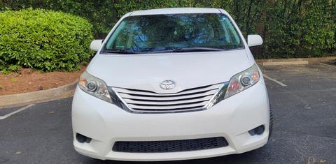 Toyota Sienna 2016