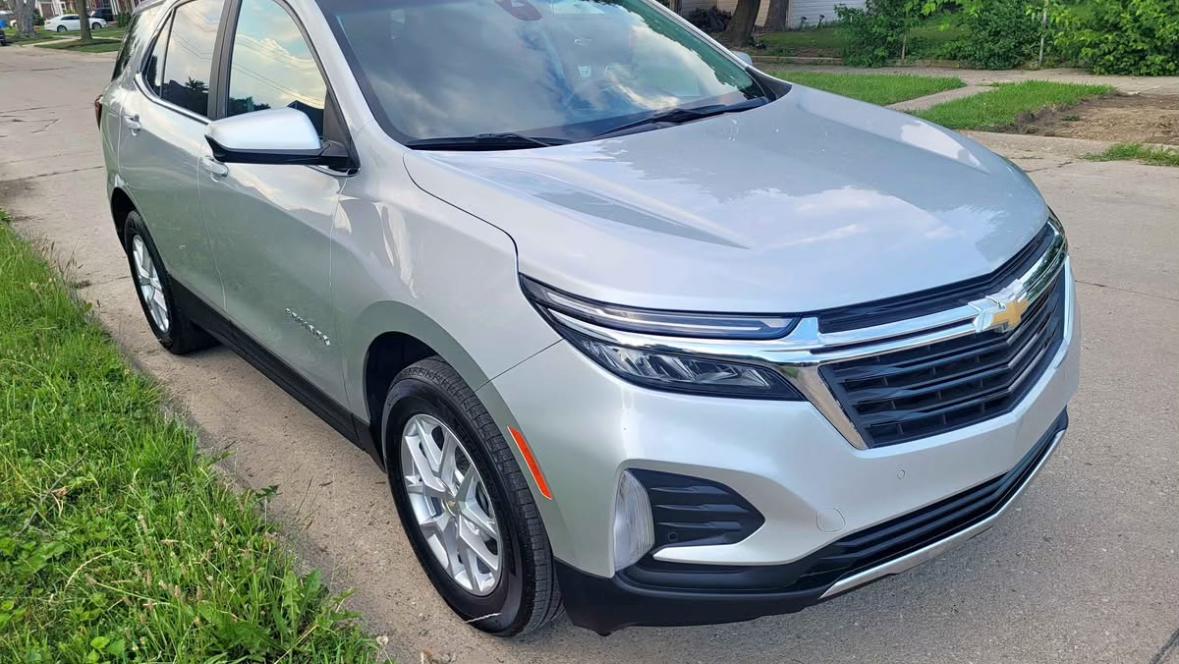 Chevrolet Equinox 2022 in Lansing, MI