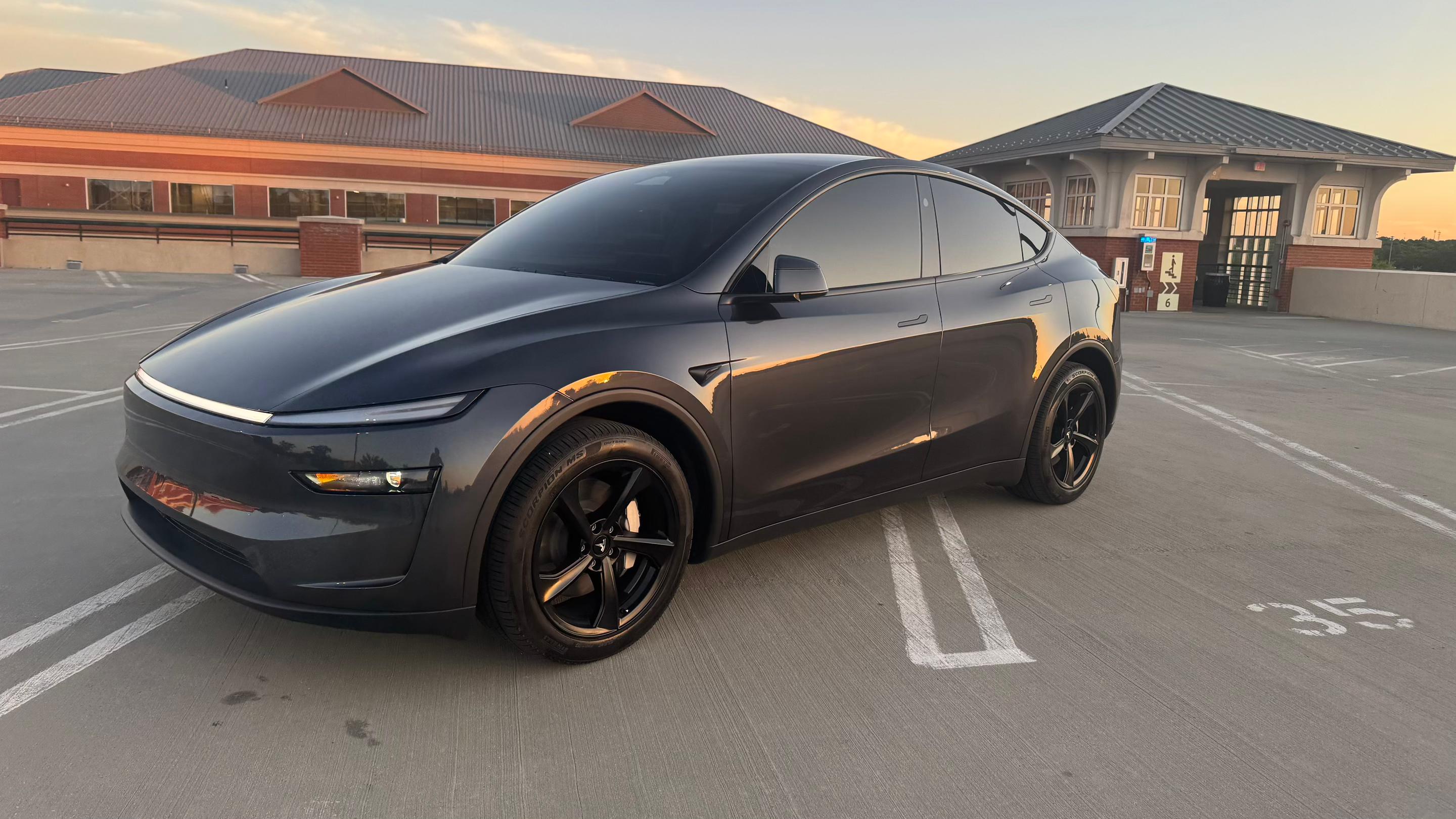 Tesla Model Y 2026 in 