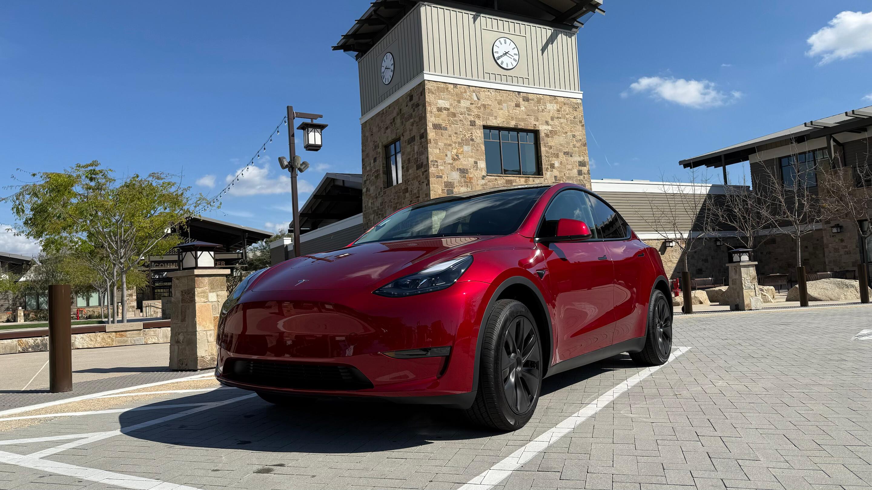 Tesla Model Y 2025 in Lake Forest, CA