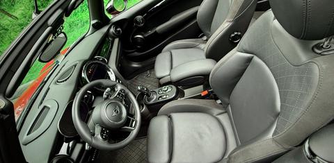 MINI Convertible 2023