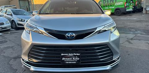 Toyota Sienna 2025