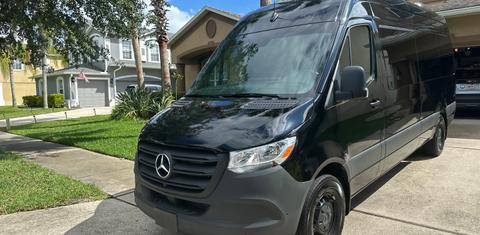 Mercedes-Benz Sprinter 2024