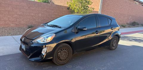 Toyota Prius c 2015