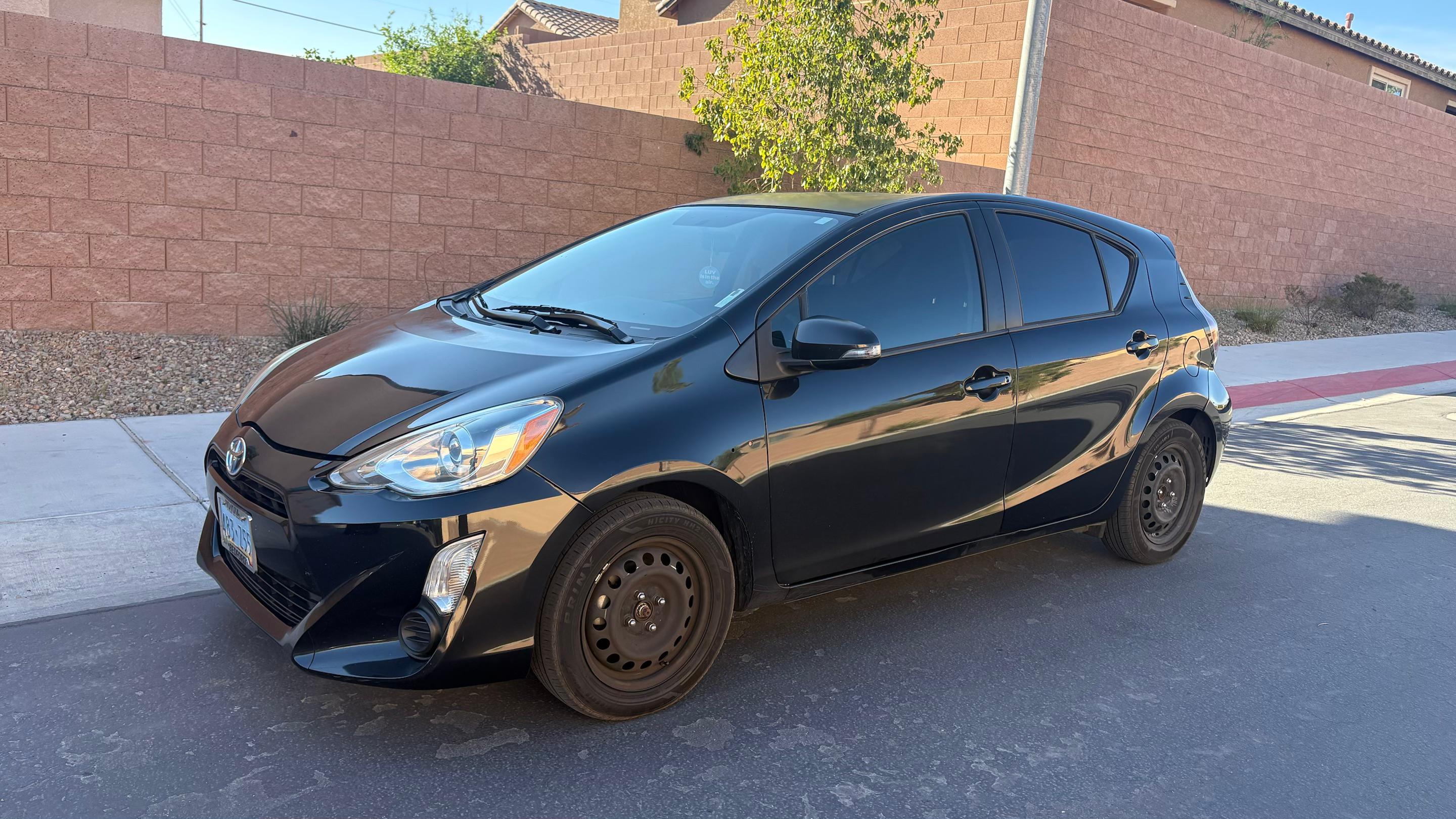 Toyota Prius c 2015 in 