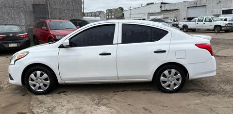 Nissan Versa 2016