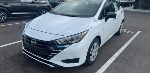Nissan Versa 2025