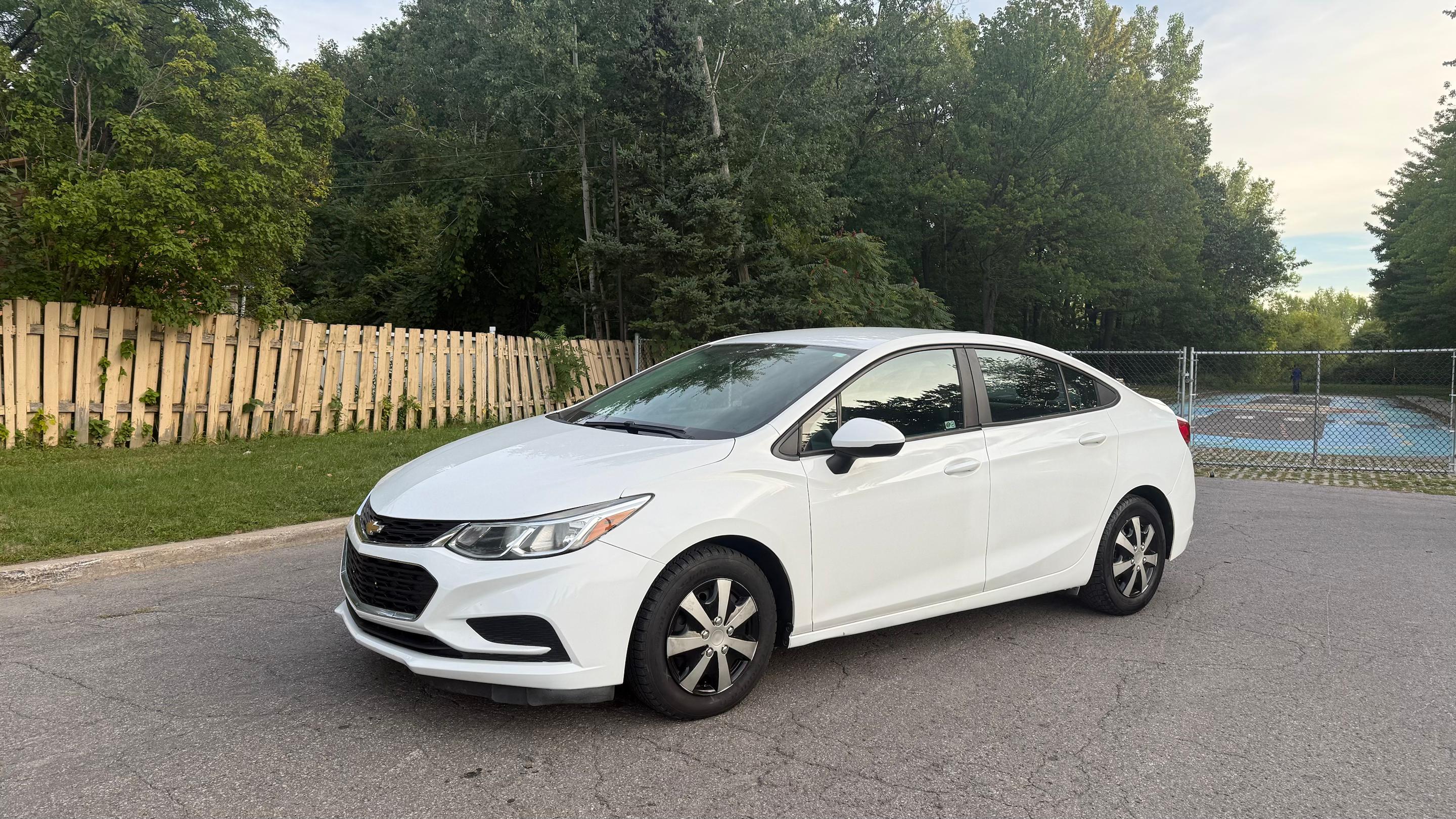 Chevrolet Cruze 2016 in Montréal, QC