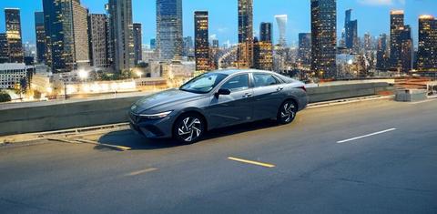 Hyundai Elantra 2025