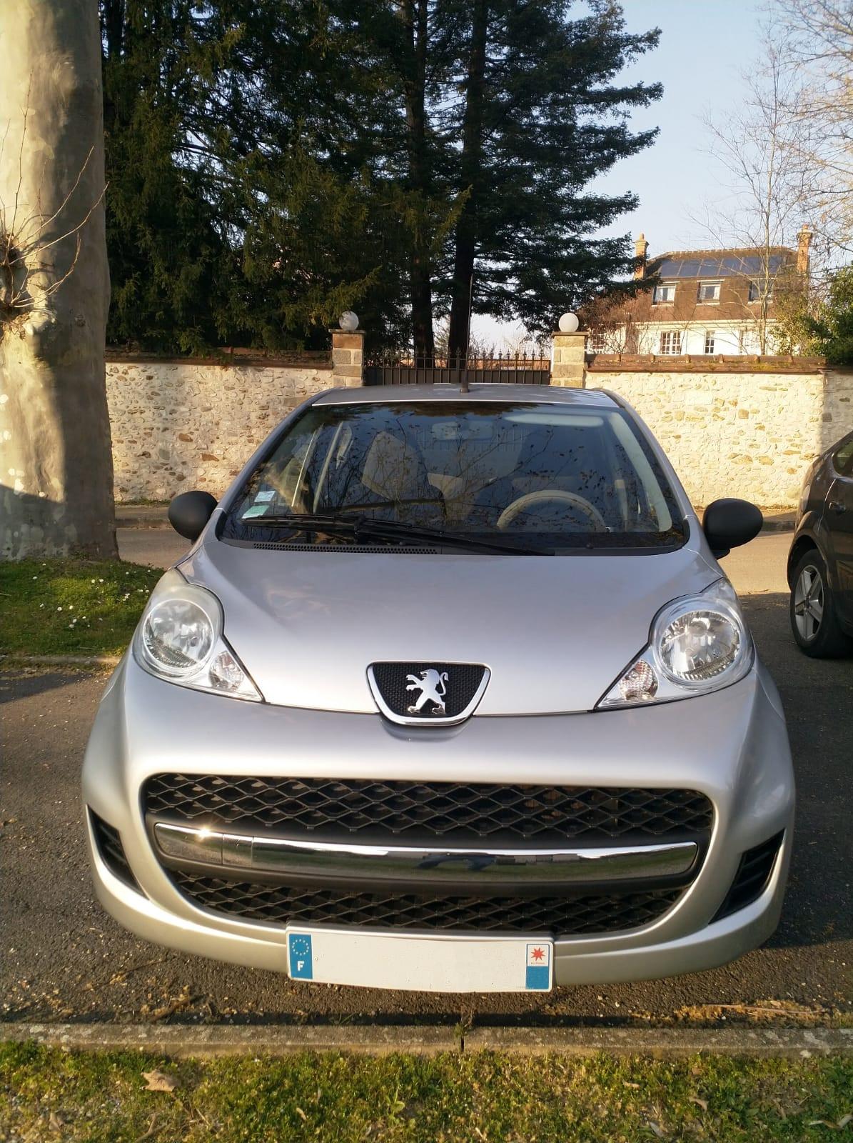 Peugeot 107 2009 à Joigny