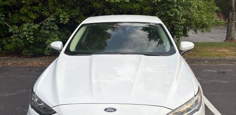 Ford Fusion Hybrid 2020