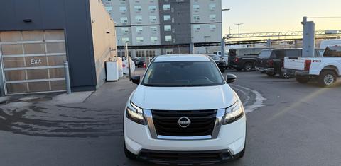 Nissan Pathfinder 2025