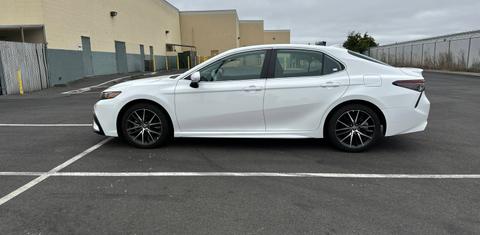 Toyota Camry 2024