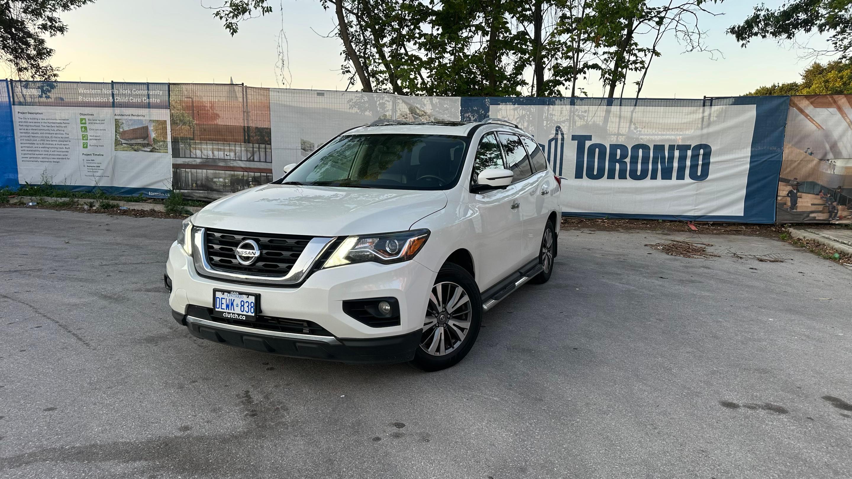 Nissan Pathfinder 2018 in Toronto, ON