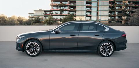 BMW i5 2025