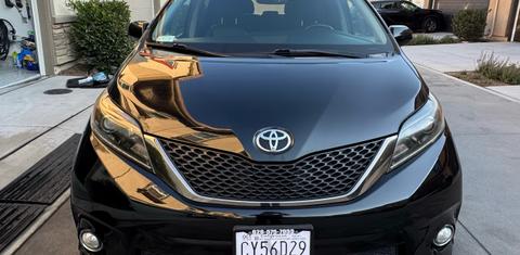 Toyota Sienna 2016