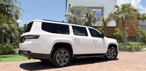 Jeep Grand Wagoneer L 2026