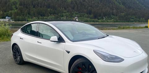 Tesla Model 3 2023
