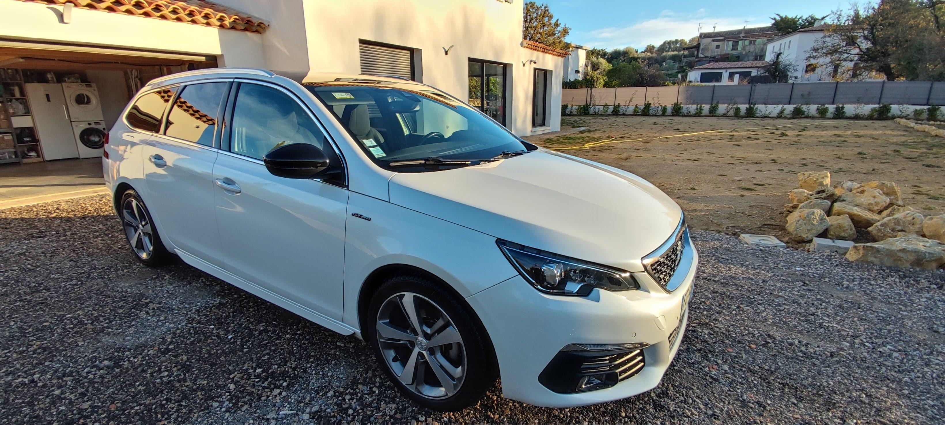 Peugeot 308 2019 à Le Rouret