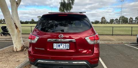 Nissan PATHFINDER 2015