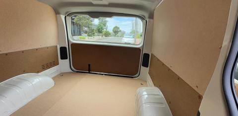 Toyota HIACE 2021