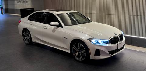 BMW 3 Series 2023