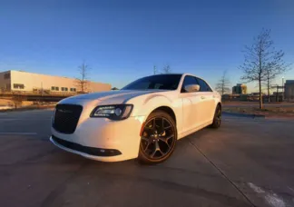 Chrysler 300 car