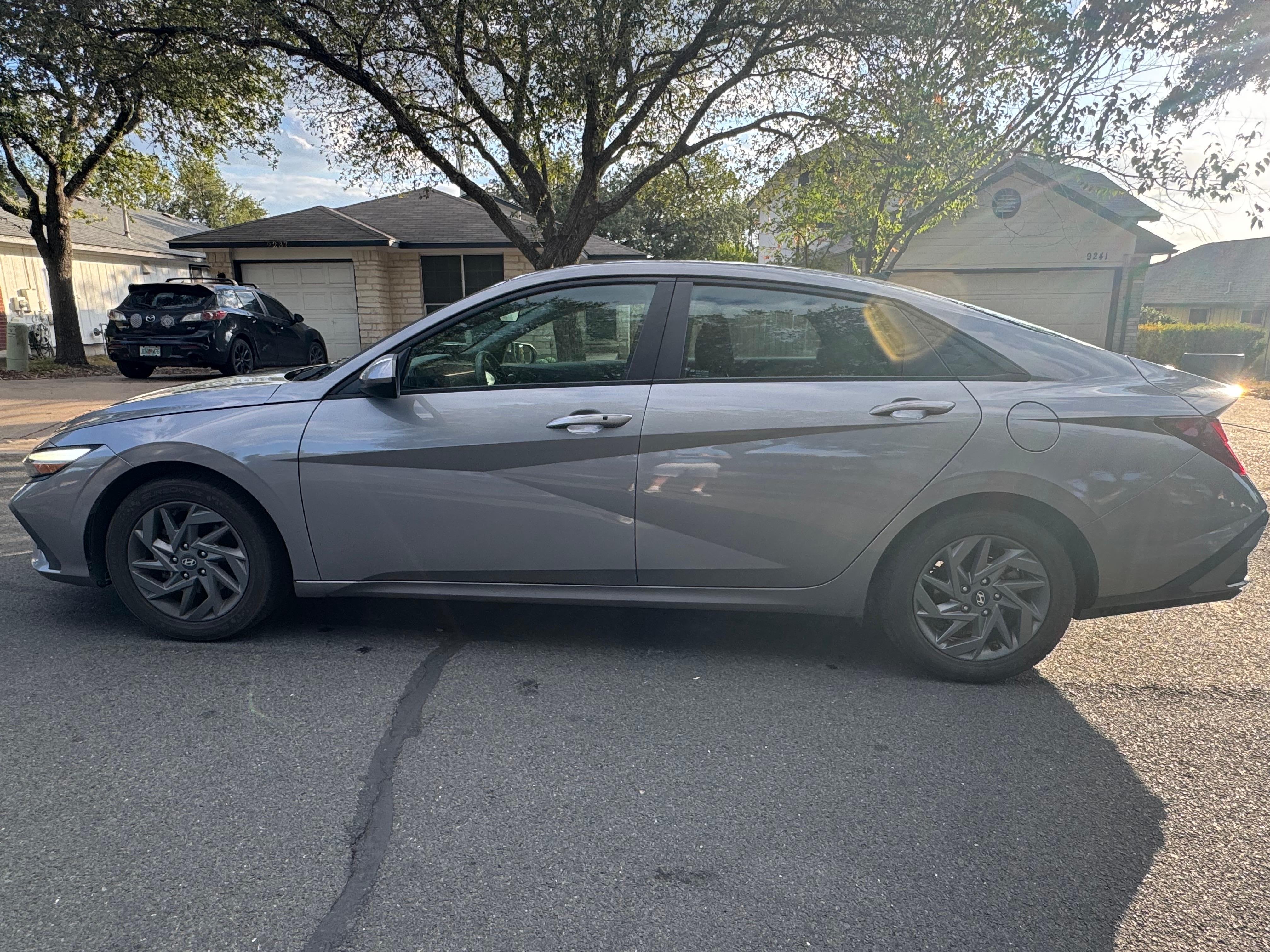 Hyundai Elantra 2024 in Austin, TX