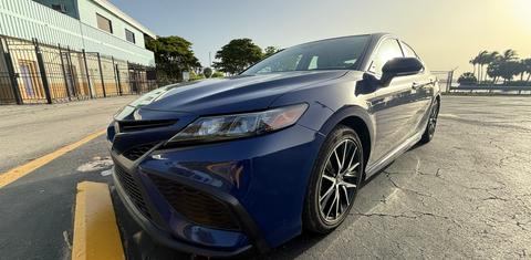 Toyota Camry Hybrid 2024