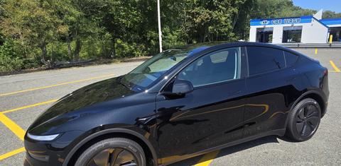 Tesla Model Y 2026