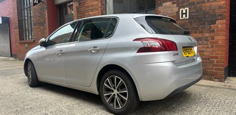 Peugeot 308 2016