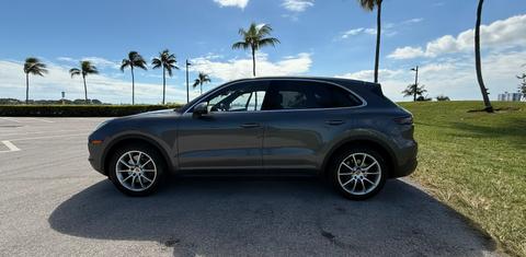 Porsche Cayenne 2021