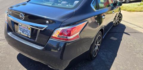 Nissan Altima 2015