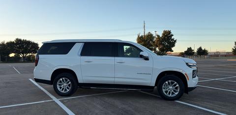 Chevrolet Suburban 2025