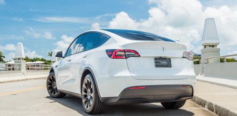 Tesla Model Y 2021