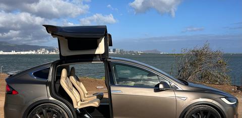 Tesla Model X 2016