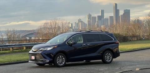 Toyota Sienna 2023