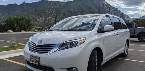 Toyota Sienna 2015