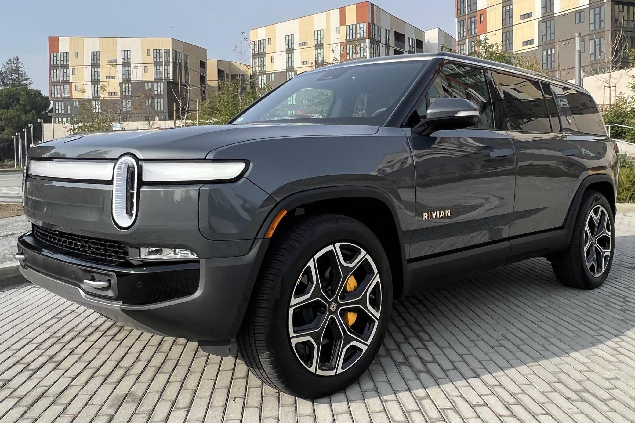 Rivian R1S 2023 in Monroe, NY