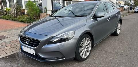 Volvo V40 2015