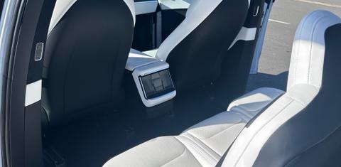 Tesla Model X 2023