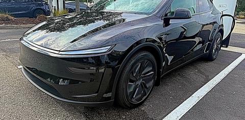Tesla Model Y 2026